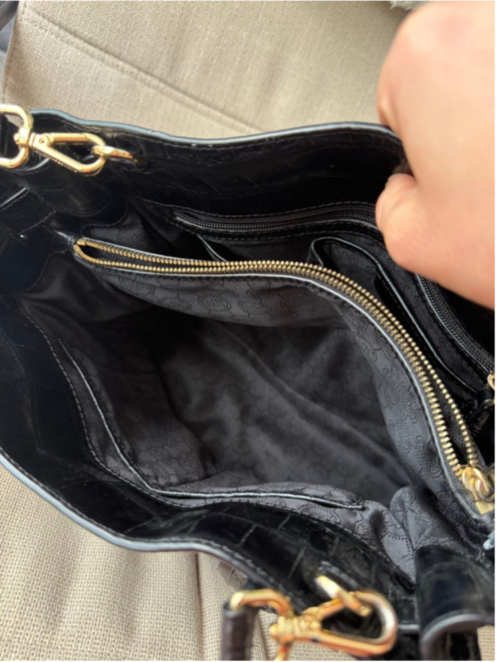 Women's Michael Kors Black Croc-Embossed Satchel One Size - Picture 6 of 8